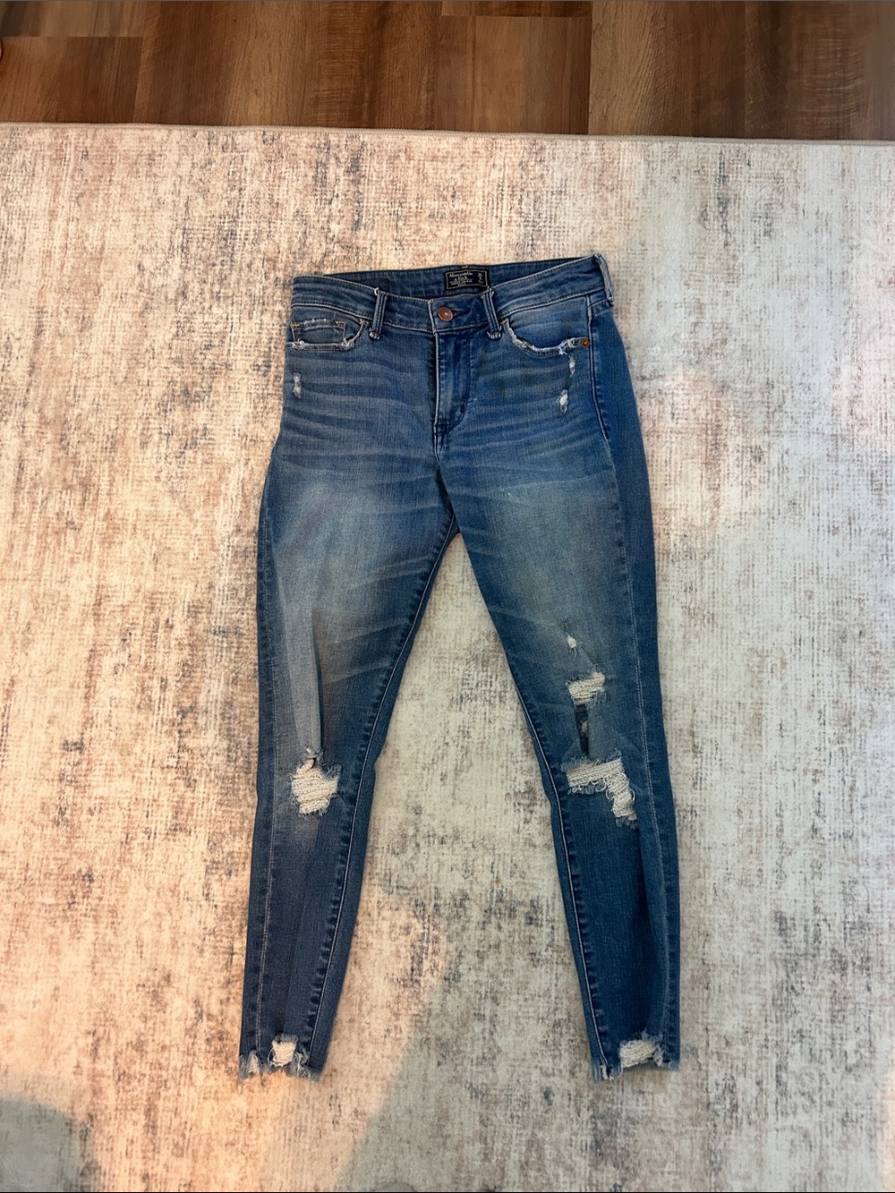 Abercrombie & Fitch Distressed Dark Blue Skinny Jeans